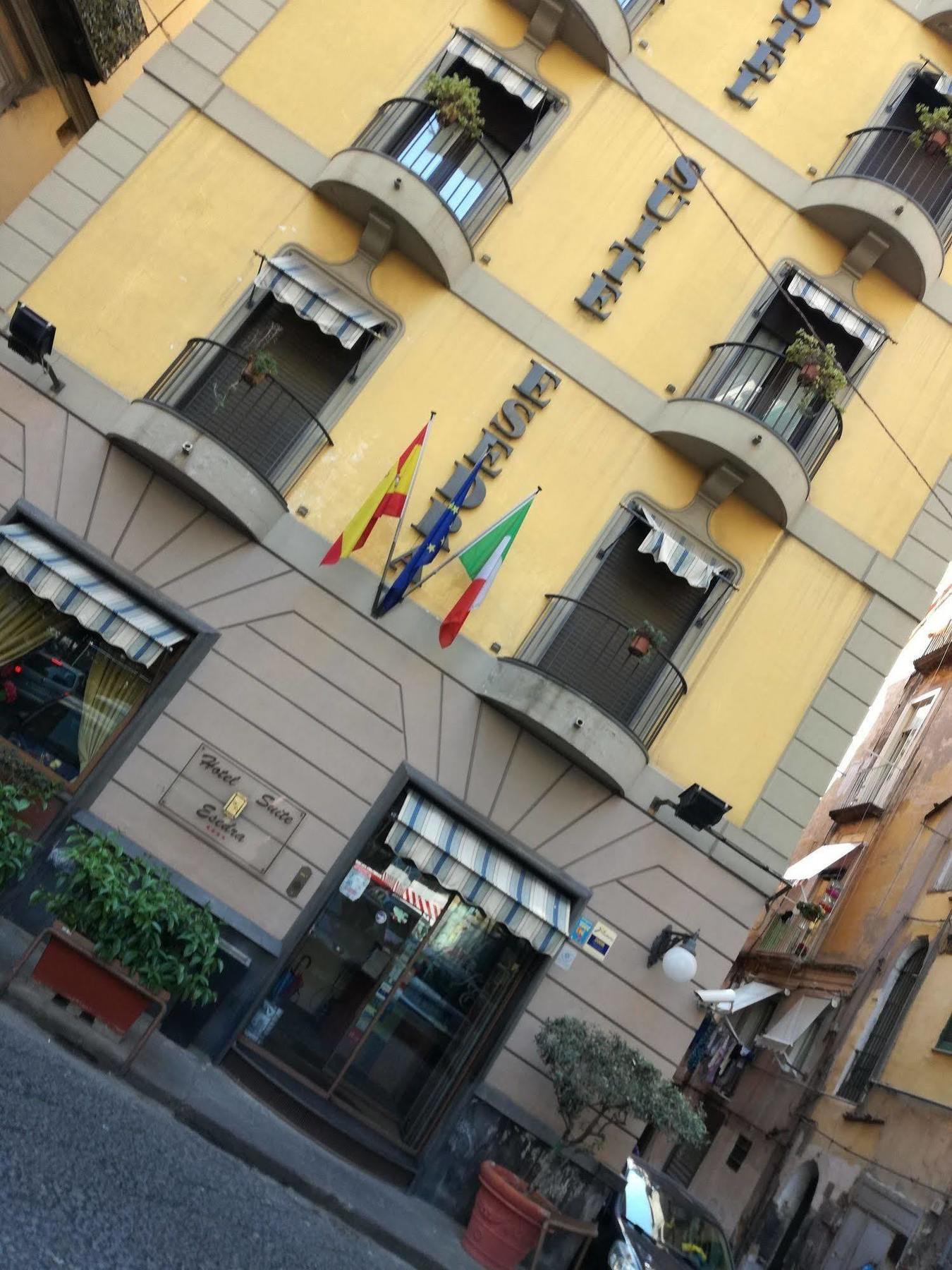 Ares Hotel Napels