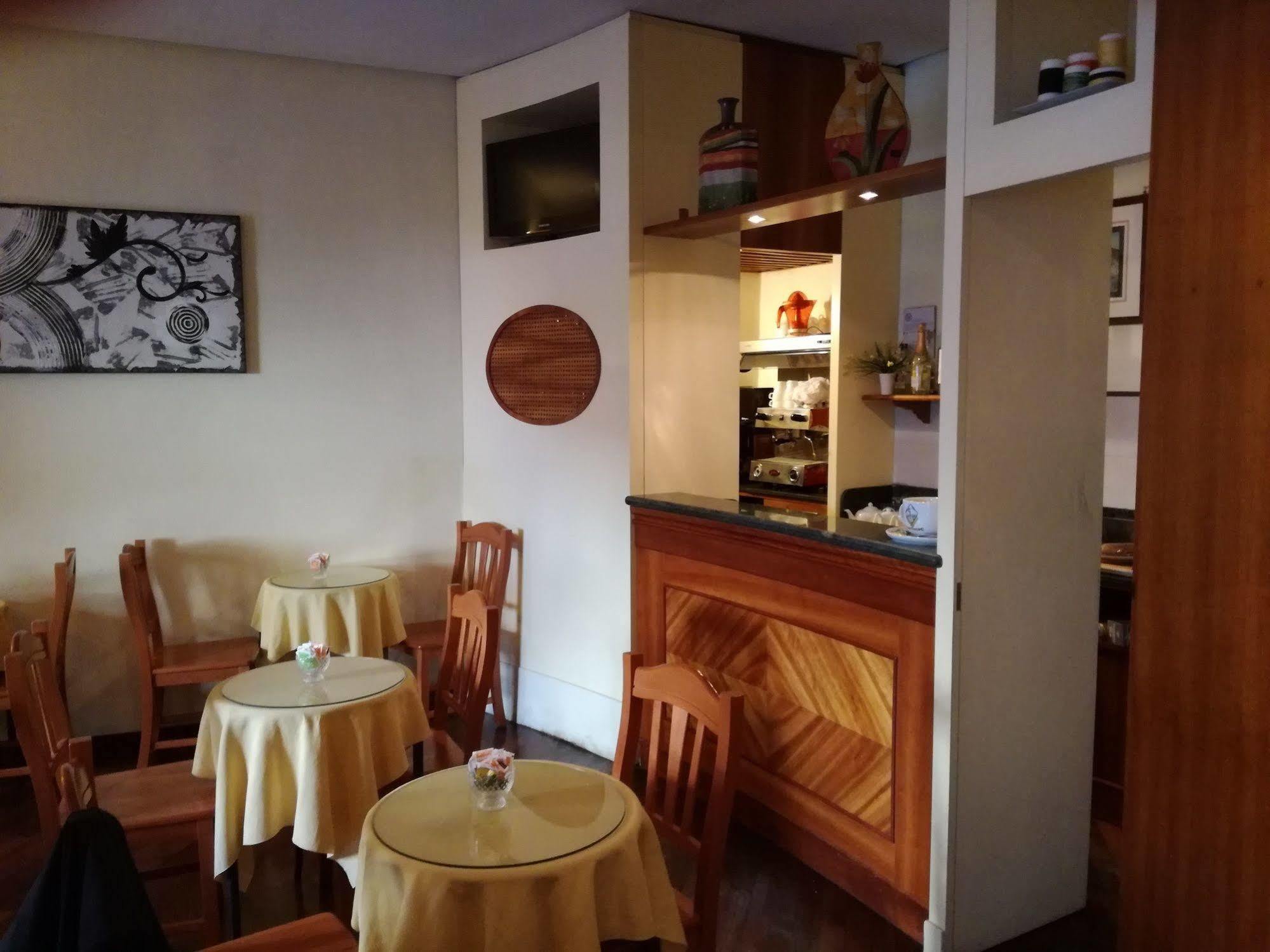 Ares Hotel Napels